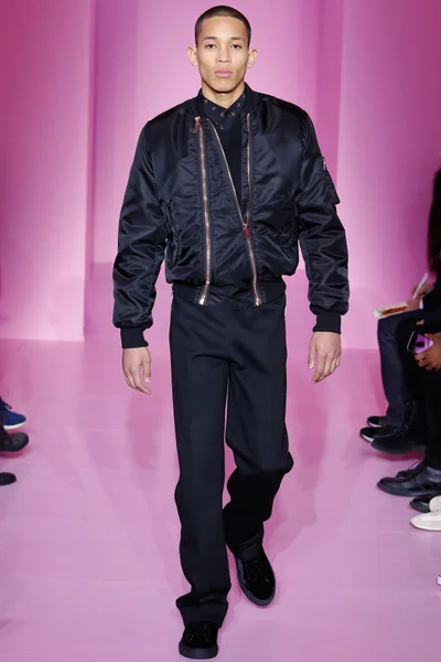 Look 38